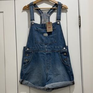 NWT! ✨ Levi Strauss & Co. Medium Wash Vintage Shortalls